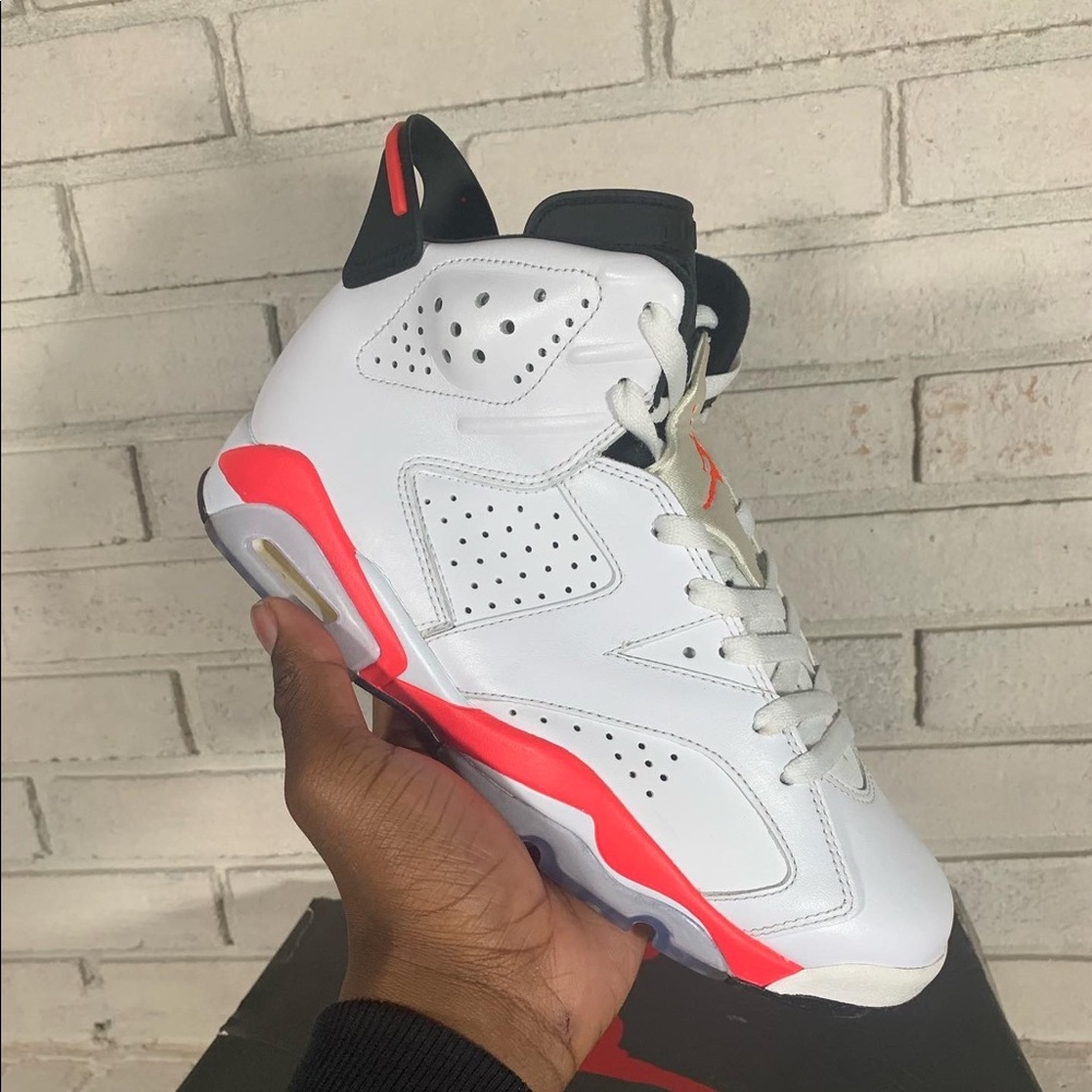Size 8 Air Jordan 6 “Infrared”